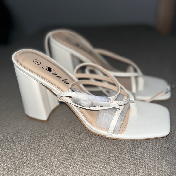 White chunky heels - Picture 3 of 3